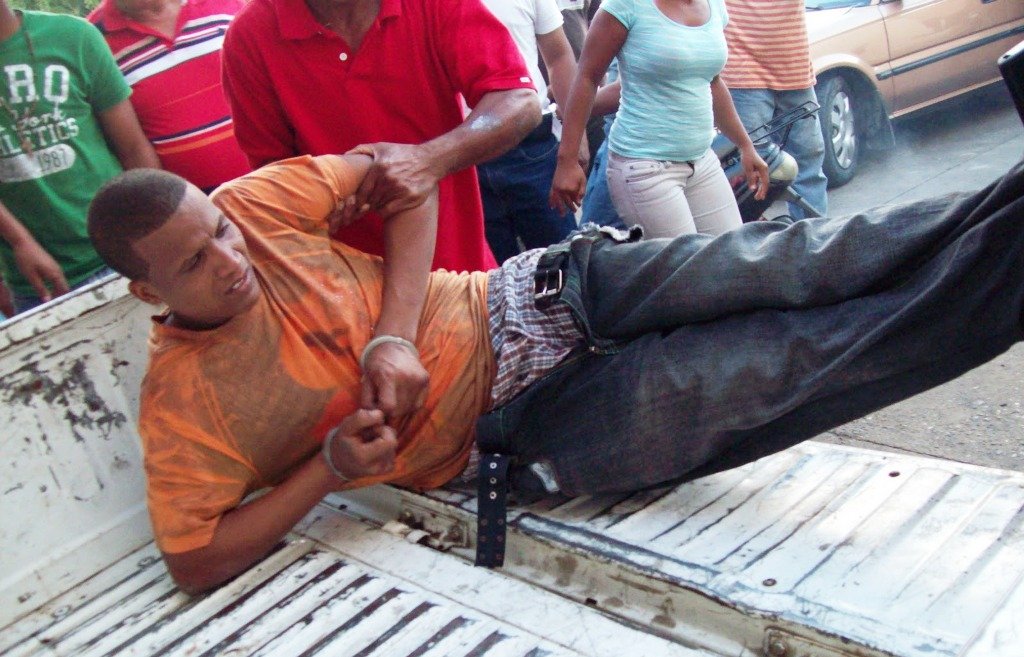 Luison Antonio J. (El Guardia) Recluso herido en la carcel 2 de mayo de Moca